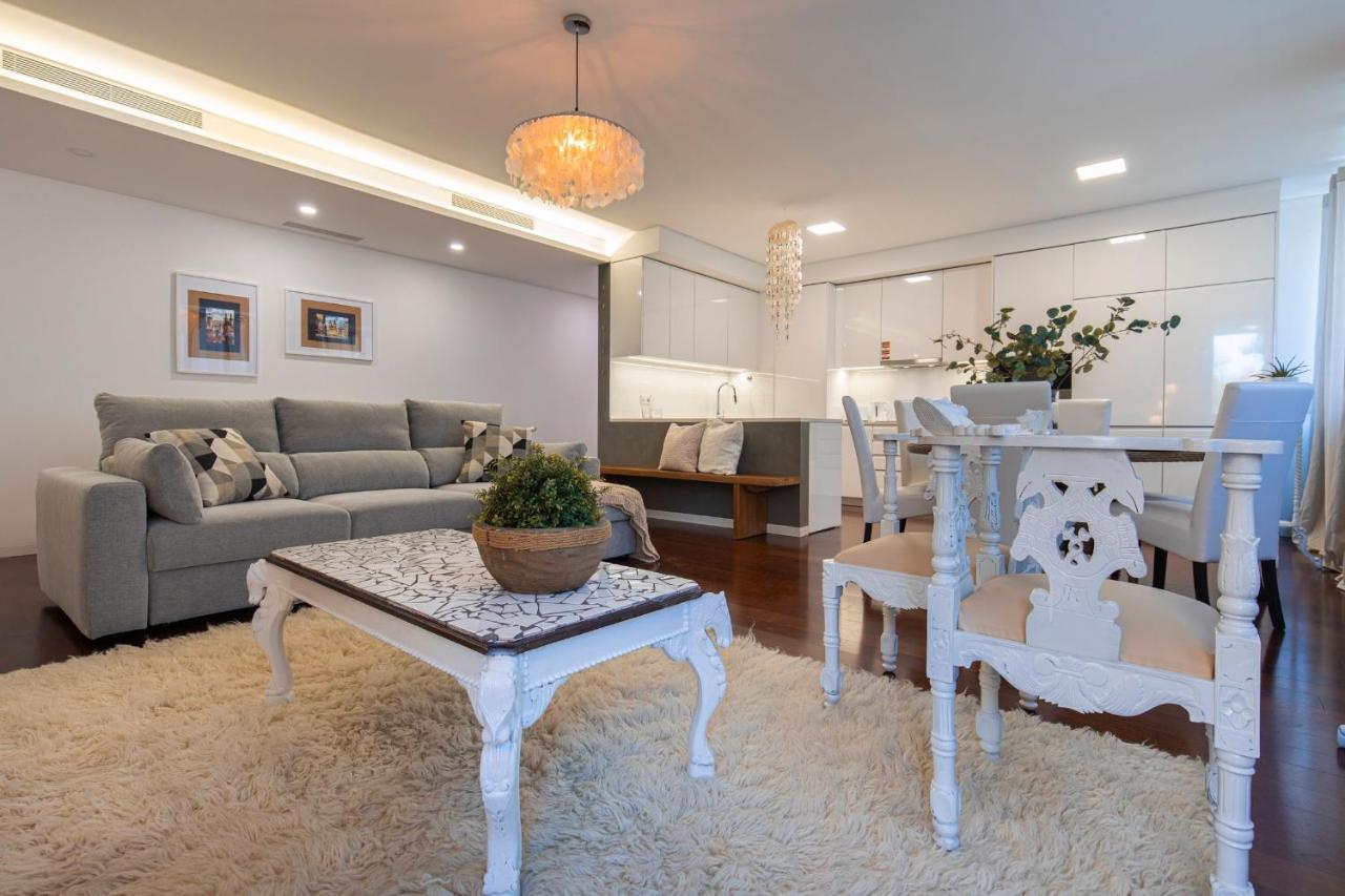 Touch Of Class 2Bdr Apartment By Lovelystay Cascais Dış mekan fotoğraf